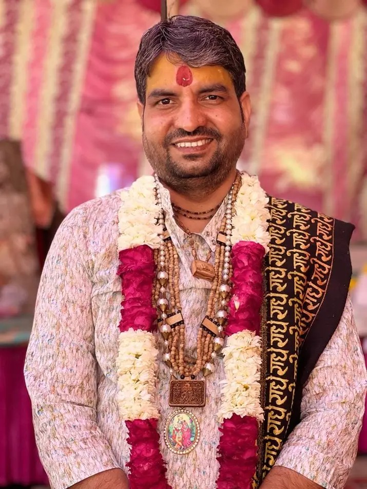 Pandit Ji